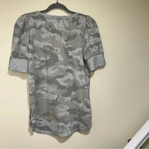 Women’s Jane and Dalancey Brand Camo Print Short Puff Work Sleeve T-Shirt Size:M - Picture 13 of 13